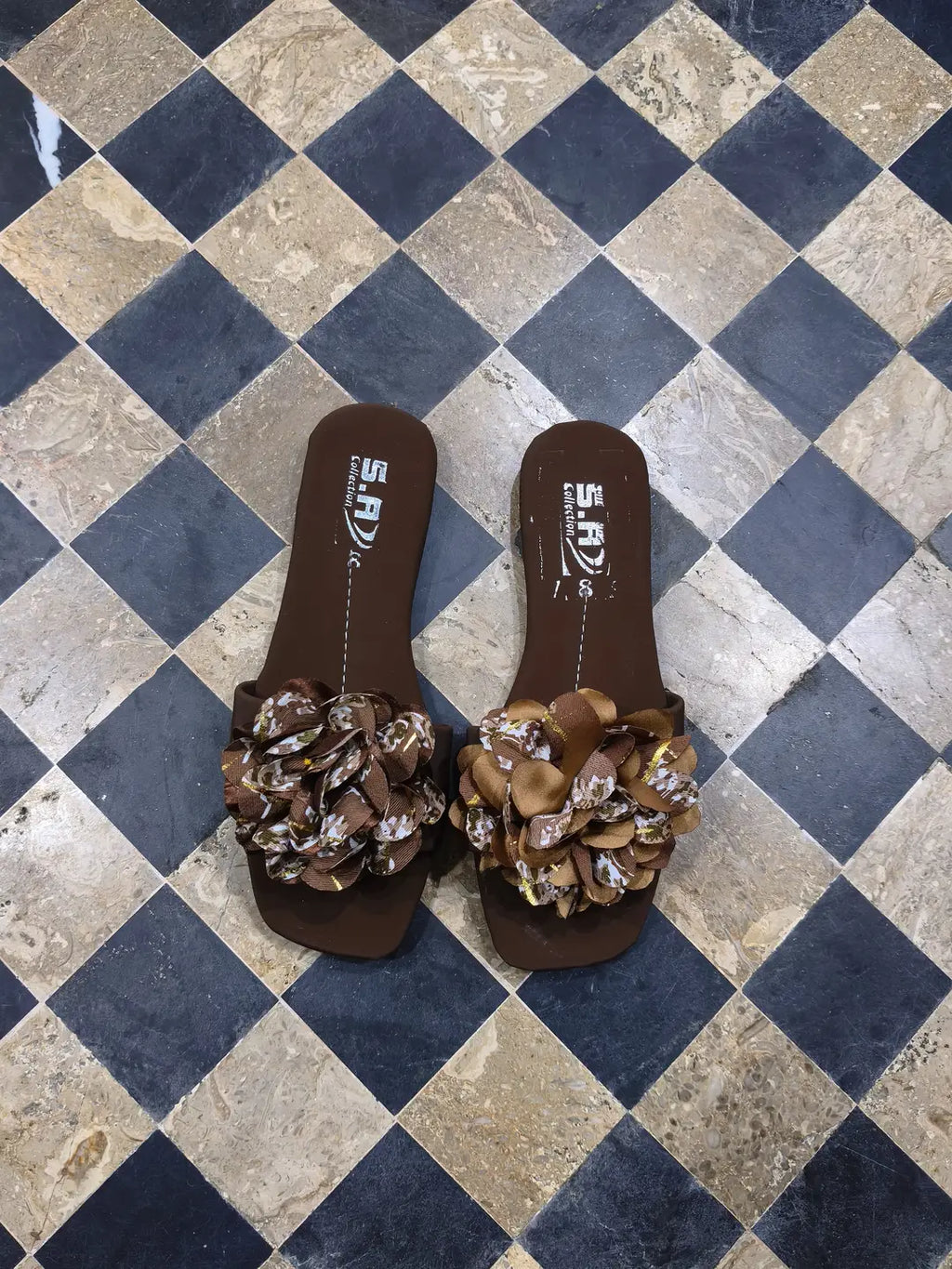 Women's Flower Embroidered Slippers - Brown Rexine, Design 1