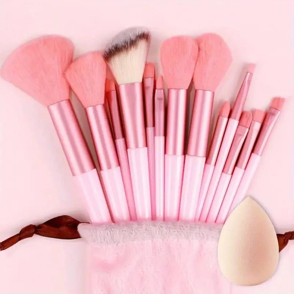 7 Piece Makeup Brush Set - Reusable, Smooth ABS, 4 Colours