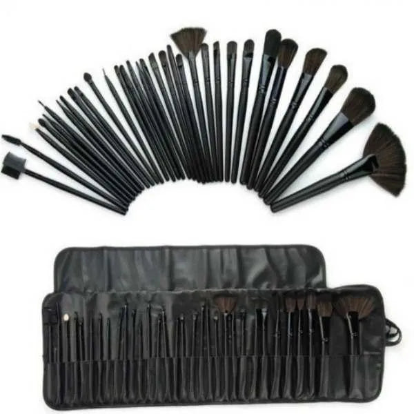 32 Piece Makeup Brush Set - Black, Blending, 200g