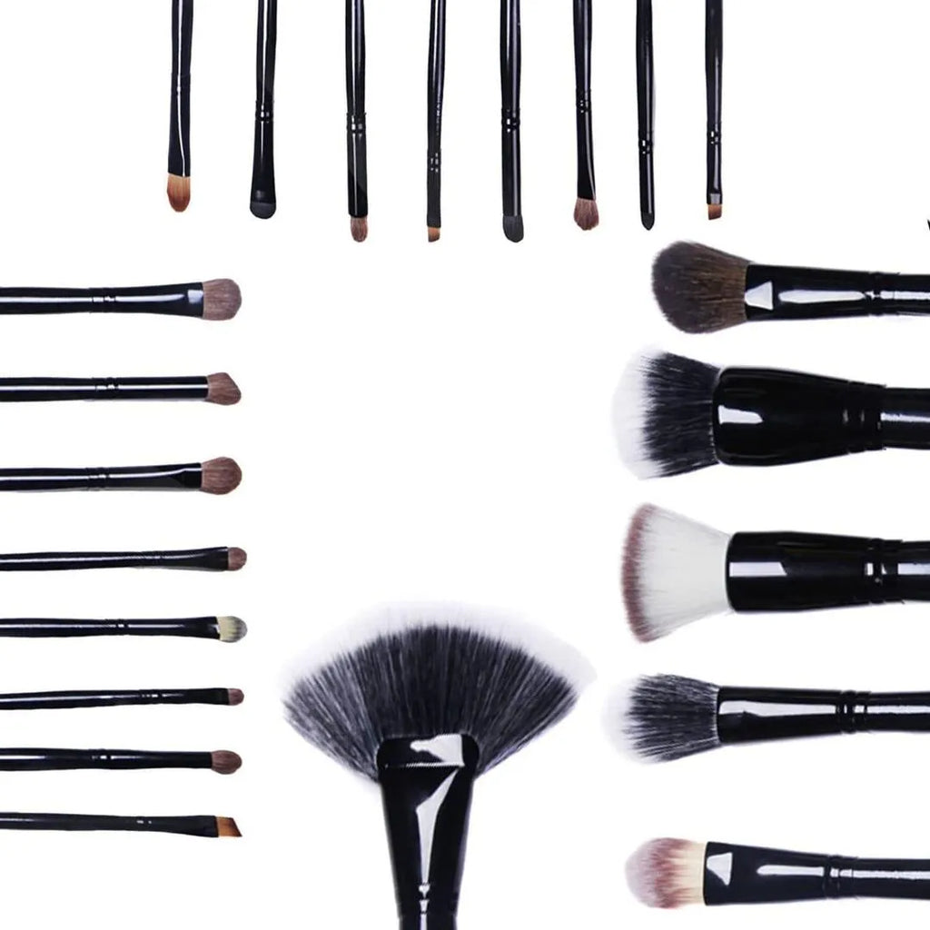 22 Piece Makeup Brush Set - Black, Blending, 100g
