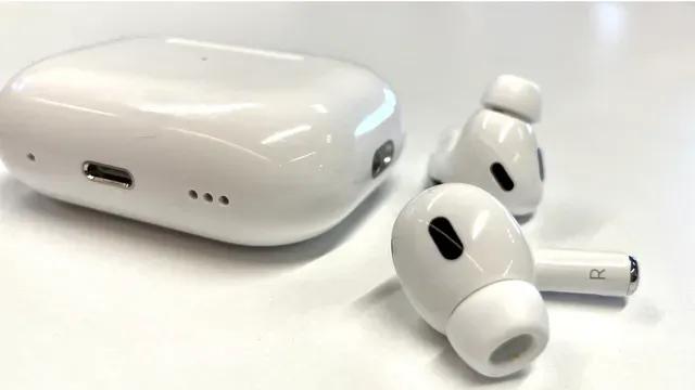 White Bluetooth 5.3 Noise-Cancelling Earbuds with Charging Case - view 4