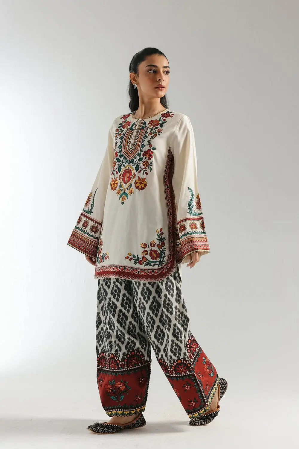 Women's Printed Lawn Suit - Beige, 2 Piece, Stitched