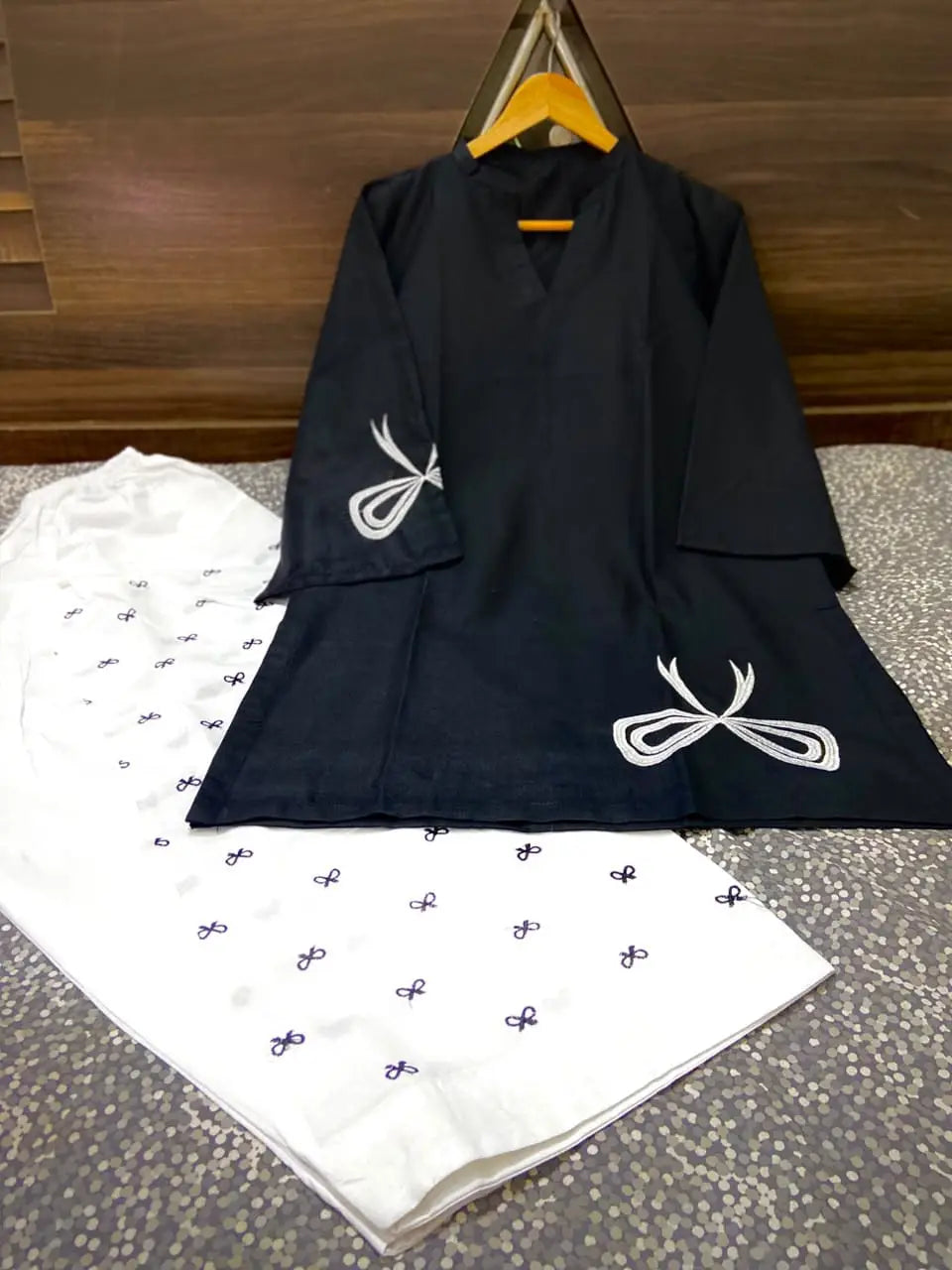 Black Embroidered Cotton Suit - 2-Piece Stitched - view 4