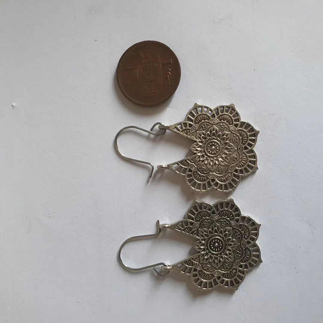 Funky Silver Plated Resin Earrings - view 3