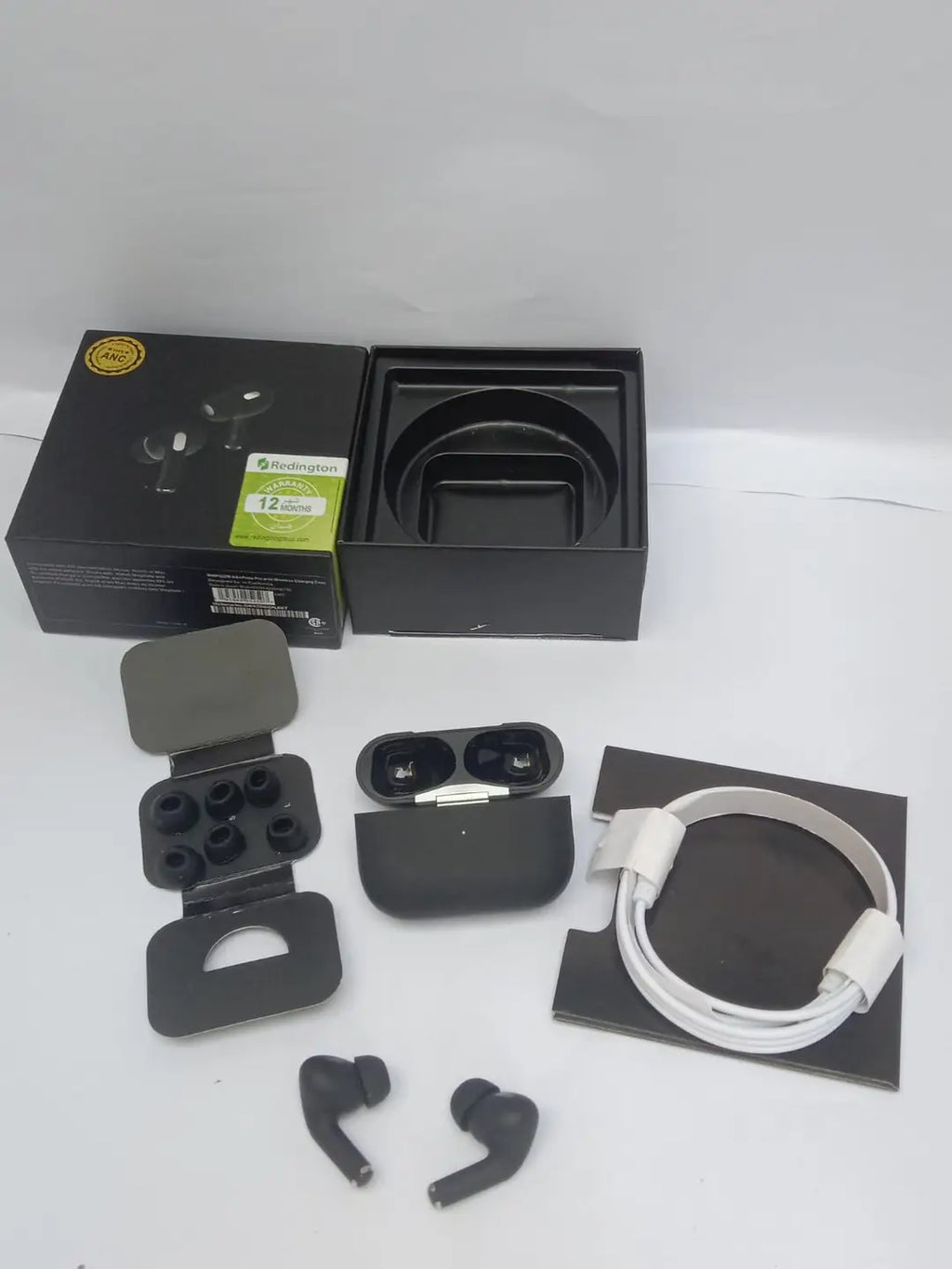 Black Long-Lasting Battery With Fast Charge 2 Earbuds (Design 2)