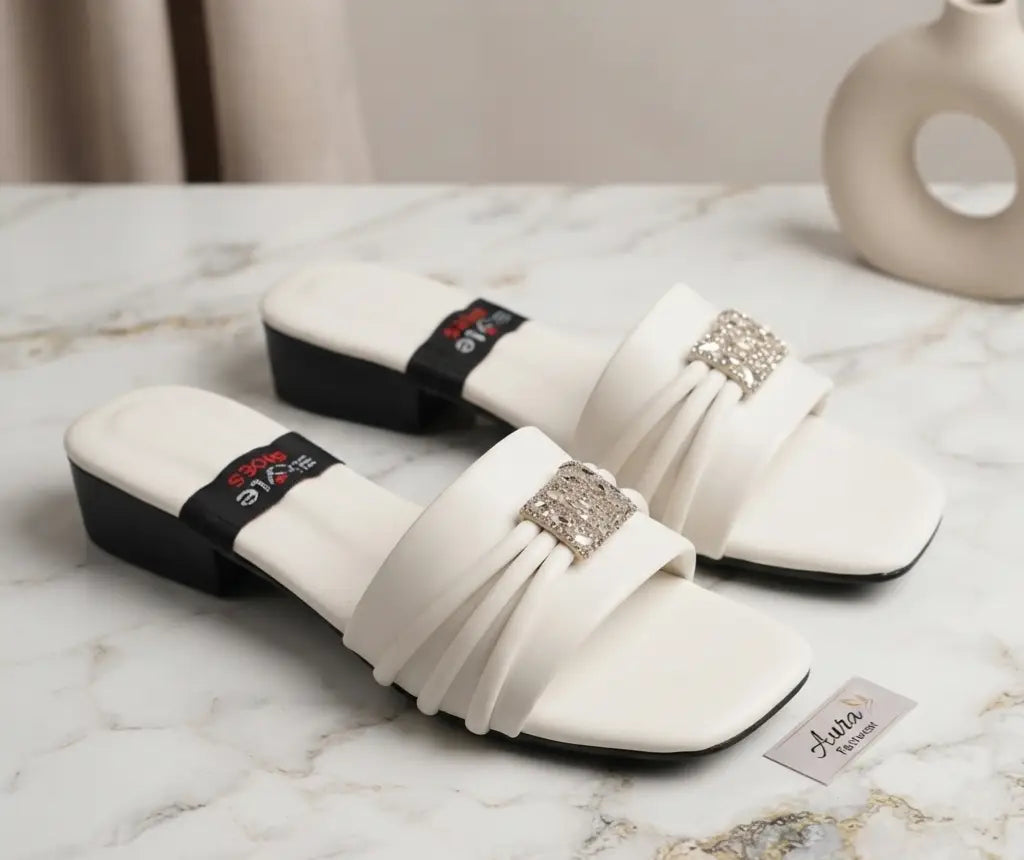 Women's Synthetic Leather Fancy Flats - White