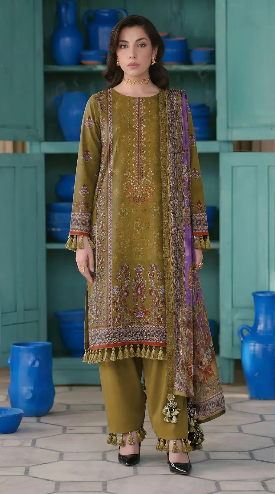 Green Embroidered Lawn Suit - 3-Piece Unstitched
