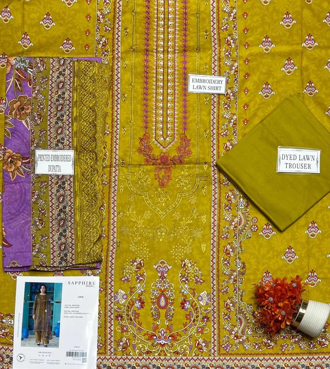 Green Embroidered Lawn Suit - 3-Piece Unstitched - view 3