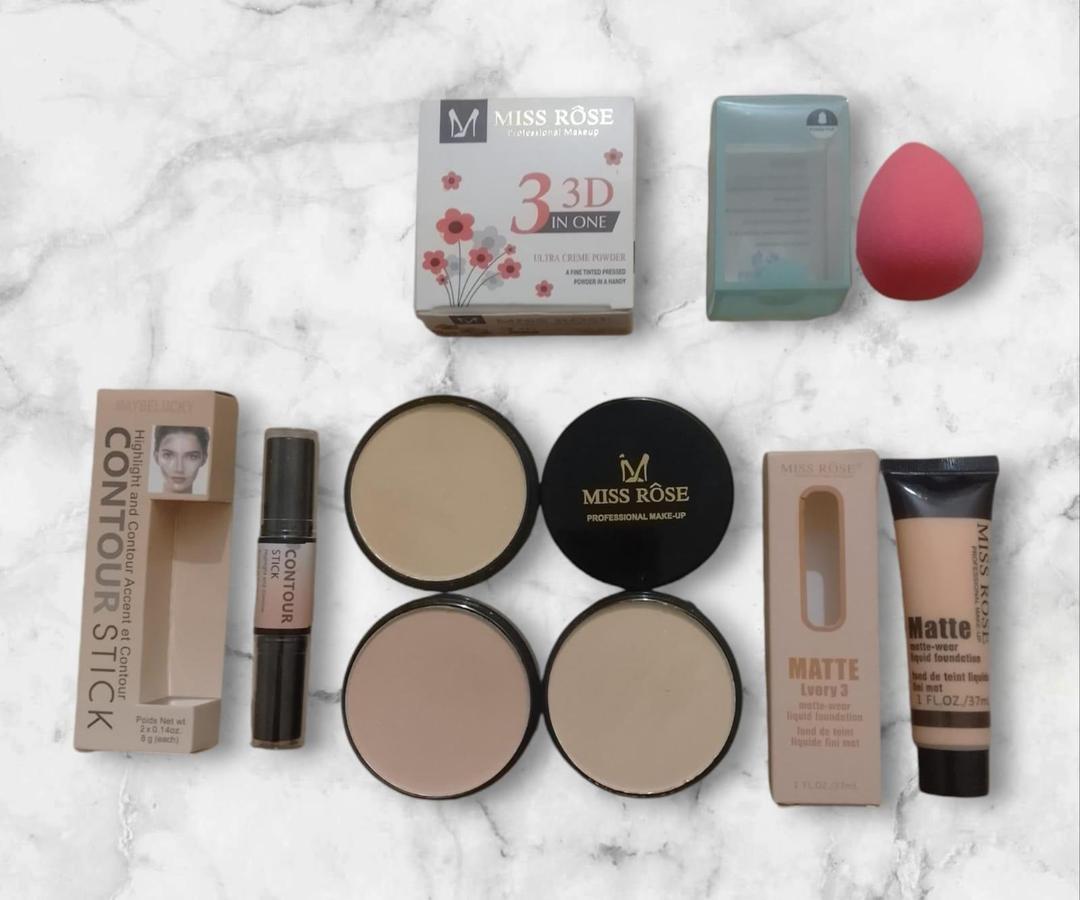 4 in 1 Makeup Set - Foundation, Powder, Contour, Blender